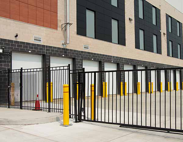 Logistics yard fence installed with i Drive Power System steel posts